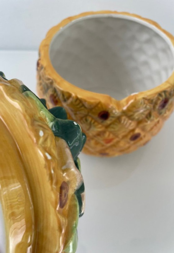 Image 1 of Keramieken ananas voorraadpot gekleurd 21 cm