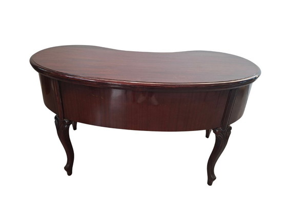 Image 1 of Conjunto de estudio Elite: Escritorio con forma de frijol y silla de bañera