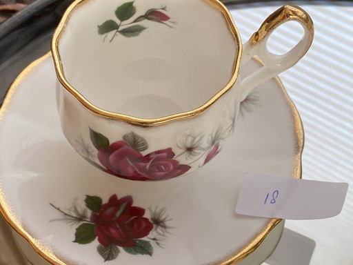 5x anciennes petites tasses à café