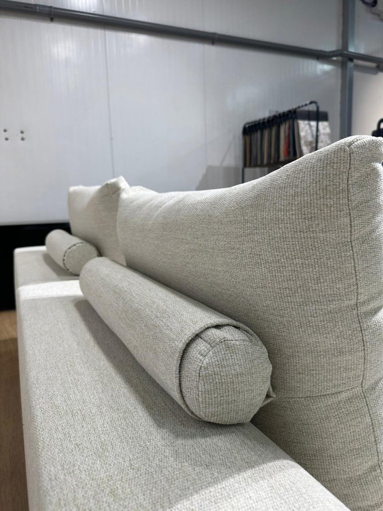 Image 1 of NEWLY UPHOLSTERED Flexform Groundpiece Corner Sofa