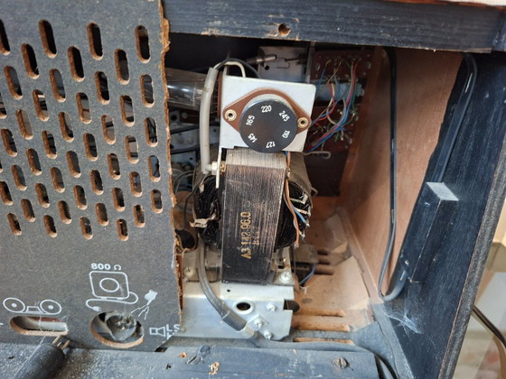 Image 1 of Vintage Philips B6X72A "D'Annunzio" Radio 1957