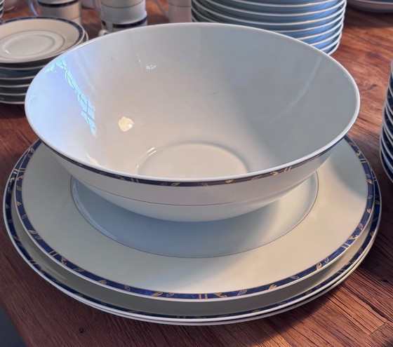 Image 1 of Service de table Guy Degrenne. 117 pièces, complet. Porcelaine de Limoges. Neuf.