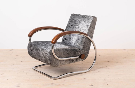 Bauhaus Armchair Model H221 designed by Jindřich Halabala for UP Závody, 1930s