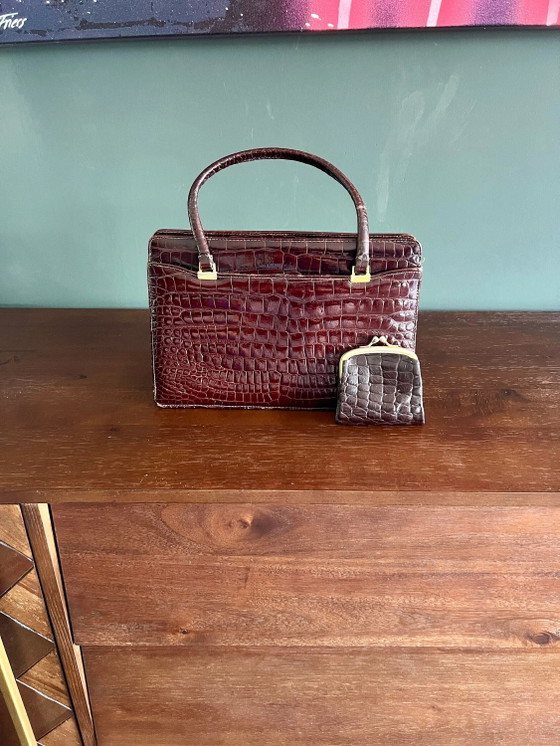 Sac à main vintage en cuir gaufré effet croco avec portefeuille assorti, années 60, Sac à main en cuir Mid (photo 2 of 8)