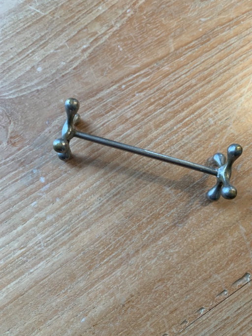 Reposacuchillos de patas cruzadas plateado 8x