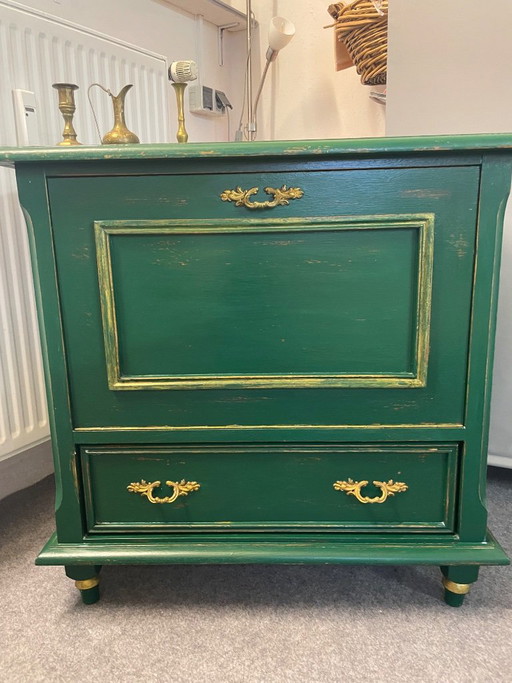 Cómoda Shabby-Chic „Light & Green“ – Pieza única restaurada a mano