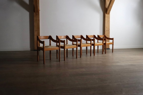 Image 1 of Set van 5 carimate stoelen van Vico Magistretti, Italië jaren 60