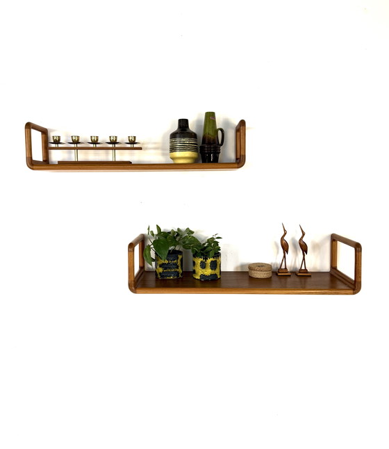 Image 1 of Set van 2 vintage teakhouten wandplanken, Dyrlund ‘70