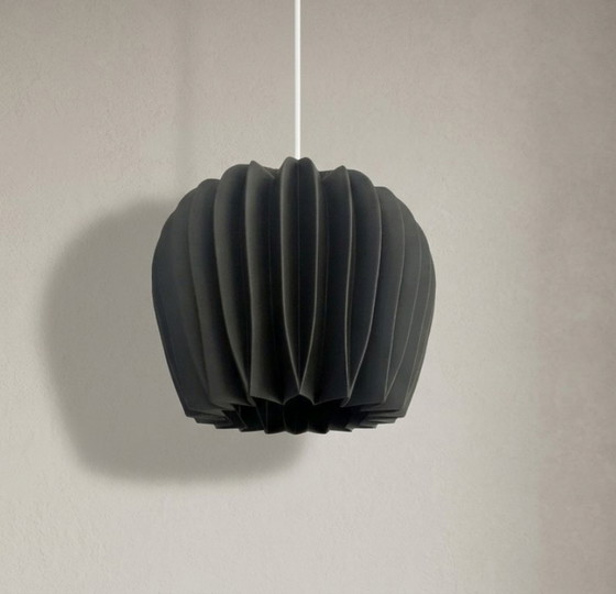 Image 1 of Designer Lamp - BLACK Bloom - Pendant Lamp - Eco-based Material