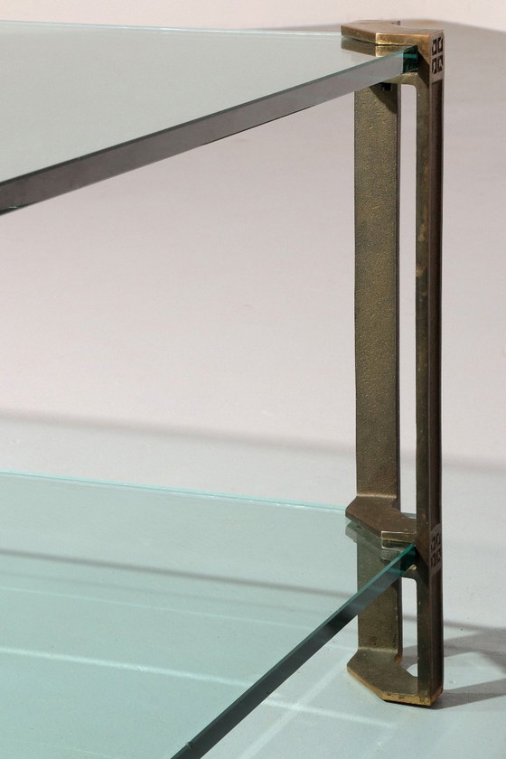 Image 1 of Elegante mesa de mediados de siglo de Peter Ghyczy, modelo T24