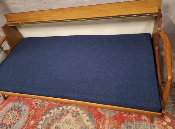 Image 1 of Deense teakhouten slaapbank met opbergvak in de rugleuning, jaren 60