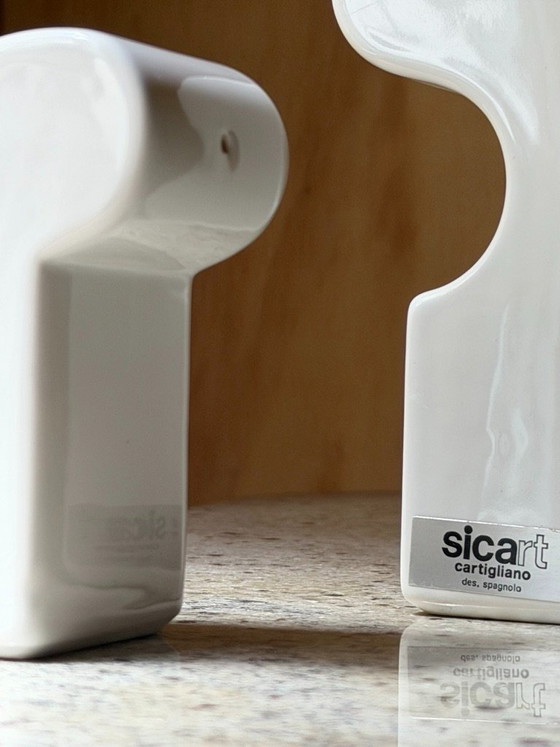 Pino Spagnolo per Sicart Italy Saliera e pepiera - Set in ceramica "abbracciante" anni '70 Space Age - (photo 17 of 20)