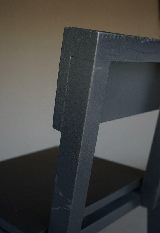 Image 1 of Sgabello dal design contemporaneo, opera del designer olandese Pepijn Fabius Clovis, anni 2020.