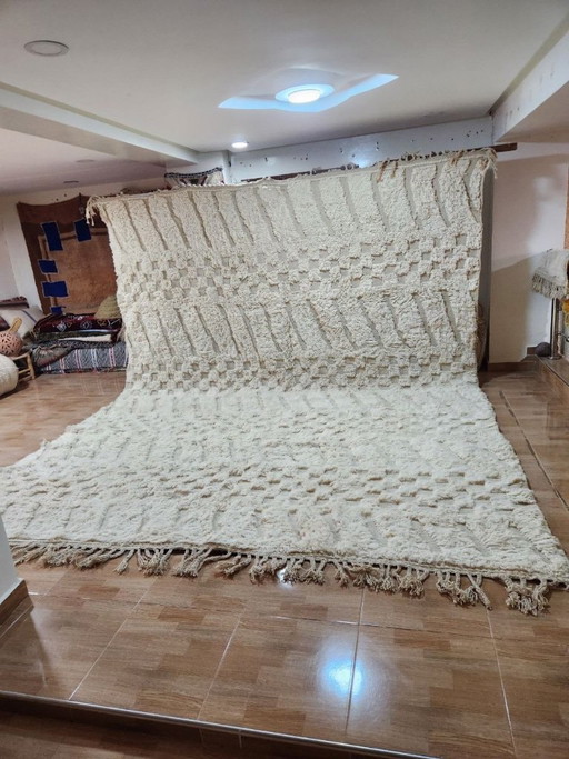 Tappeto Beni Ourain extra large 400 × 300 cm – Tappeto marocchino in lana fatto a mano | Tappeto testurizzato color avorio