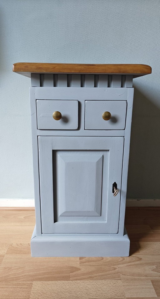 Meuble vintage gris béton – Table de chevet / Meuble d'appoint – nachtkastjes, Wood (photo 2 of 6)