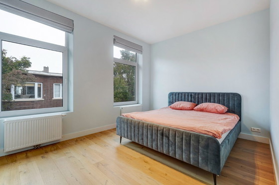 Image 1 of Goossens Gestoffeerd Bedframe met Lattenbodem ~King Size~