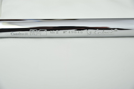 Image 1 of Poltrona Cassina Le Corbusier LC2 in pelle bianca