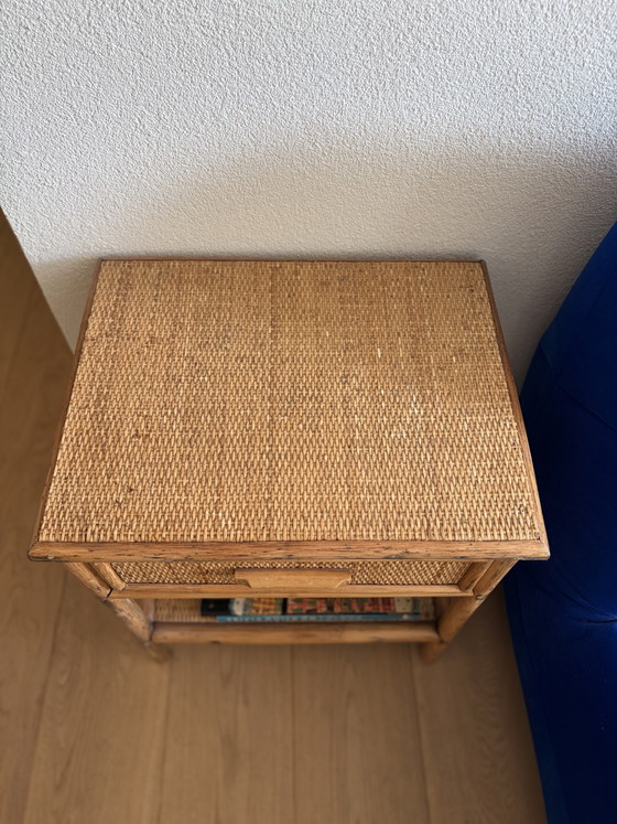 Vintage rotan en bamboe nachtkastje / bijzettafel – Jaren 70 Boho – Bamboo, Rattan (photo 3 of 8)