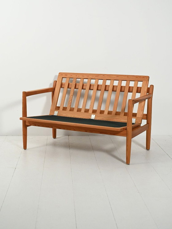 Image 1 of Loveseat de pino “Briksbo” de Harry Moen