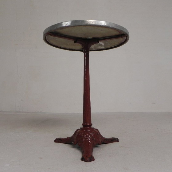 Image 1 of Tavolo da bistrot con gambe in ghisa e piano in marmo, anni '20