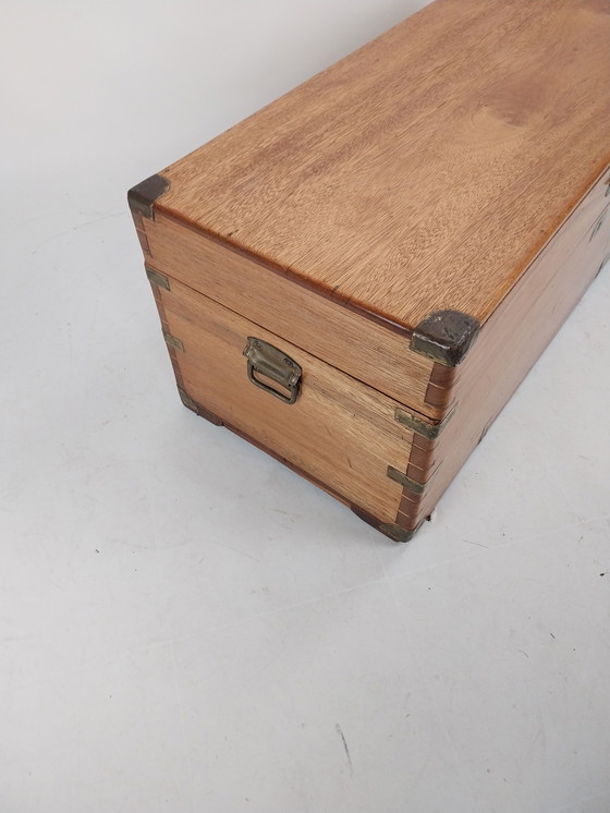 Image 1 of 1 cofre de campaña kamferhouten / kist c.a. 1870.