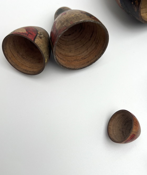 Image 1 of Seltene antike Matroschka-Puppe aus handgedrechseltem Holz – komplett mit allen inneren Figuren.