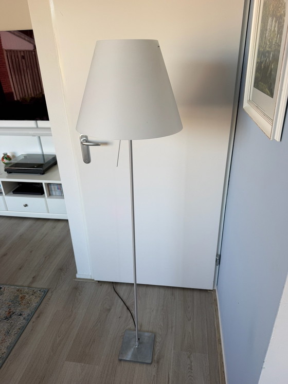 Luceplan Costanza floor lamp, Lighting, Plastic, Aluminium, Silver (photo 2 of 5)