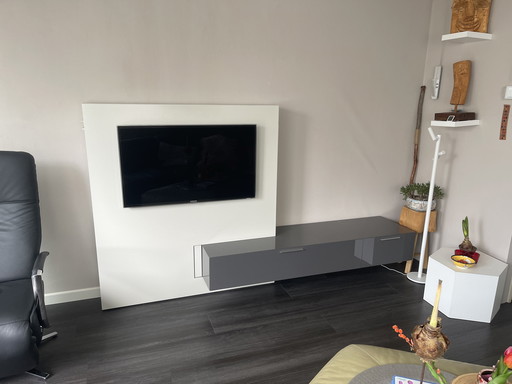 Castelijn TV cabinet