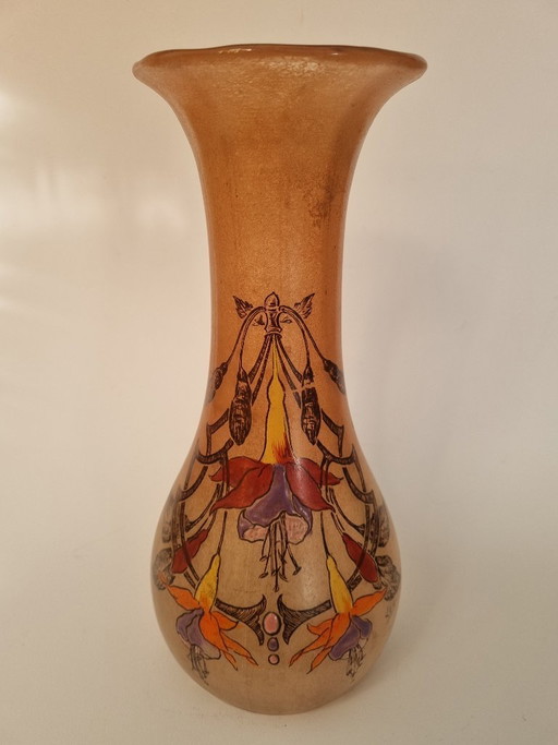 Beautiful Art Deco glass vase by Legras & Cie., circa 1920
