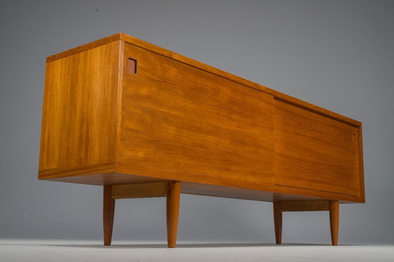 Image 1 of Buffet vintage modèle n° 20 par Niels O. Møller pour J.L. Møllers, 1960s