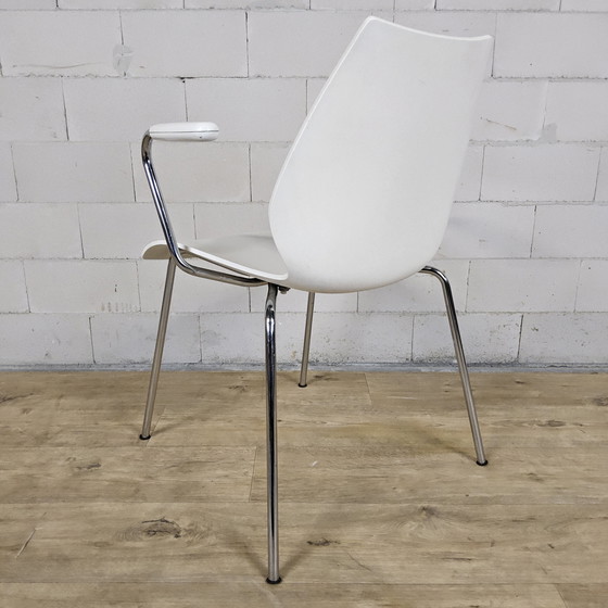 Image 1 of Set 4x witte Maui chair Kartell (Italiaans design) met leuningen (stapelbaar)