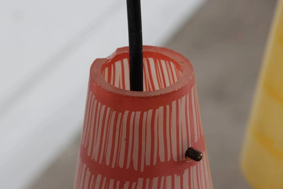Lampada a sospensione da soffitto vintage colorata anni '60 '70 MCM – Lampadari, Vetro, Ottone (photo 7 of 14)