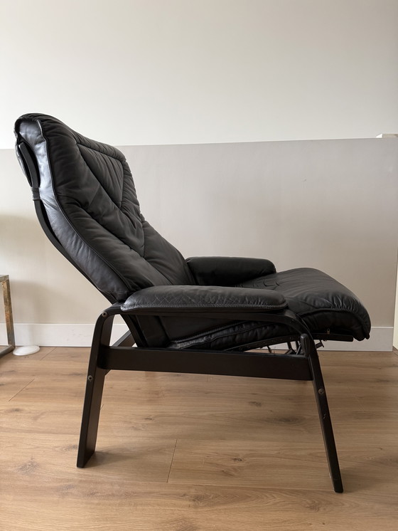 Image 1 of Skoghaug Industries leren relaxfauteuil uit de jaren 70/80.