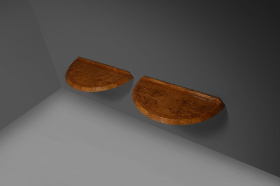 Image 1 of Elegante par de consolas Art Déco en madera de raíz