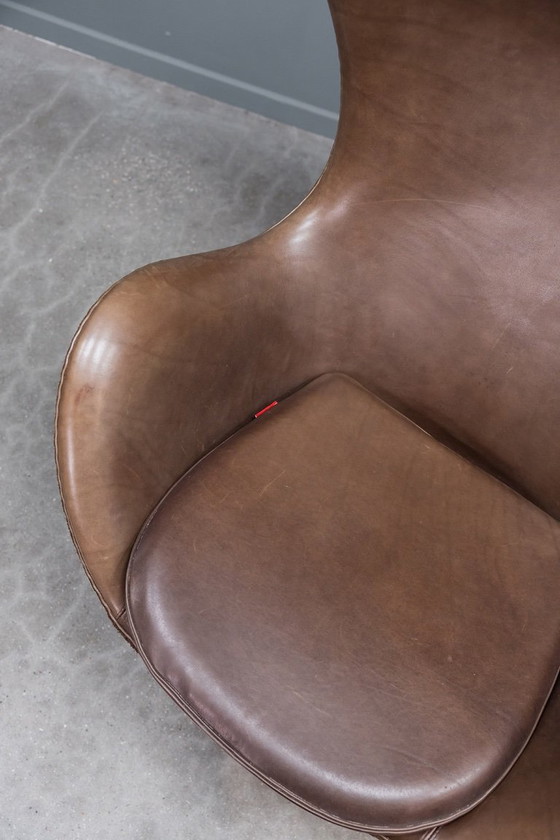 Image 1 of Fauteuil œuf édition anniversaire