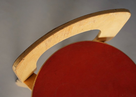 Image 1 of Tabourets de bar modèle K65 d'Alvar Aalto pour Artek, années 1950. Ensemble de 2 tabourets