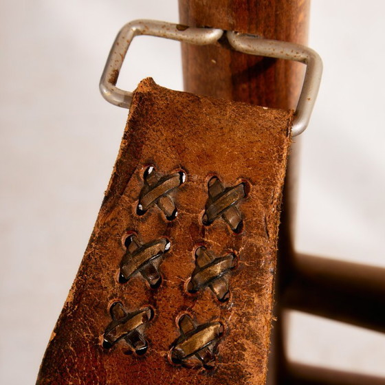 Image 1 of Poltrona e pouf in pelle di vitello ungherese, set da 2