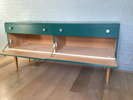 Image 1 of Dressoir vintage milieu du siècle