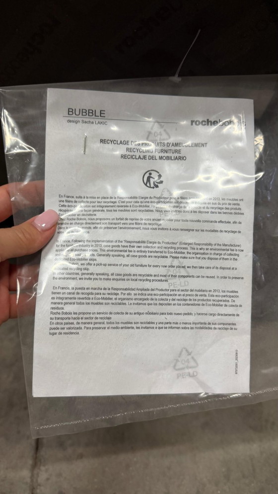 Roche Bobois Bubble Large Armchair – Sacha Lakic – Original – Textile, Wood (photo 5 of 5)