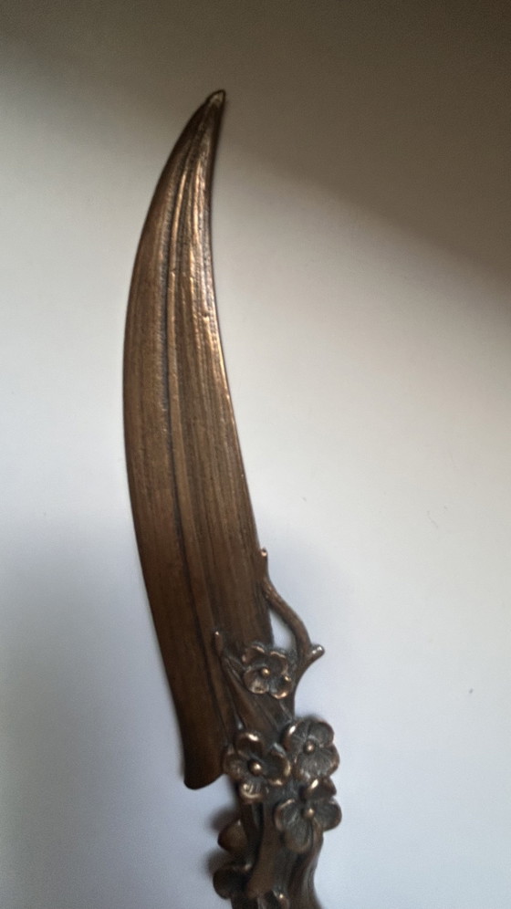 Brieföffner im Art-Deco-Stil – Dekorative Objekte, Bronze (photo 8 of 10)