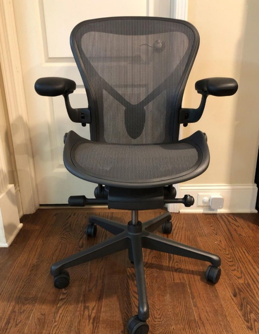 Herman Miller Aeron Bureaustoel Maat B