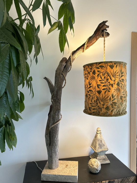 Image 1 of Lampe de chevet en bois flotté