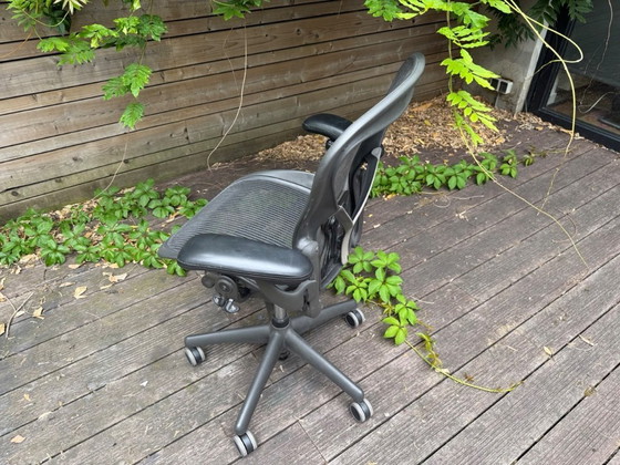 Image 1 of Herman Miller Aeron office chair with anthracite base