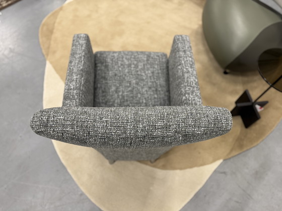 Image 1 of Leolux Dolcinea Armchair fabric