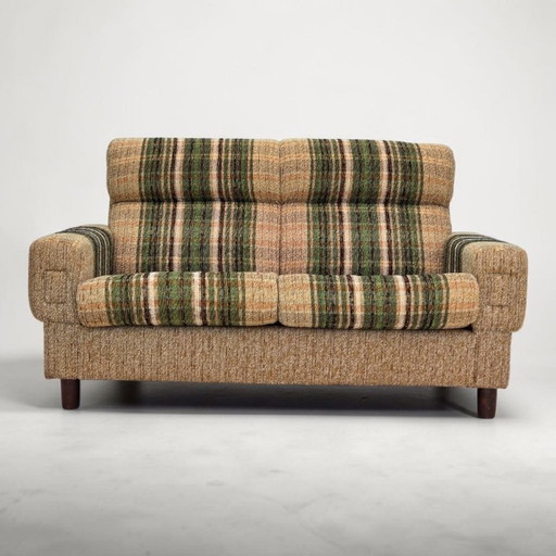 1980s, Danish 2-seater sofa by Nisbo Horsens, furniture wool.