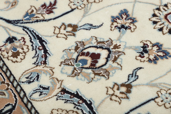 Image 1 of Origineel handgeknoopt Perzisch Tapijt Nain 9 La Fijn Met Zijde 394 X 98 Cm Top Conditie