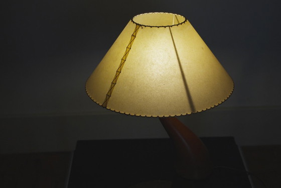 Image 1 of Lampada da tavolo Bonsai Josep Llusca Blauet anni '90, stile spagnolo Mid-Century, in legno di cedro, paralume in pergamena.