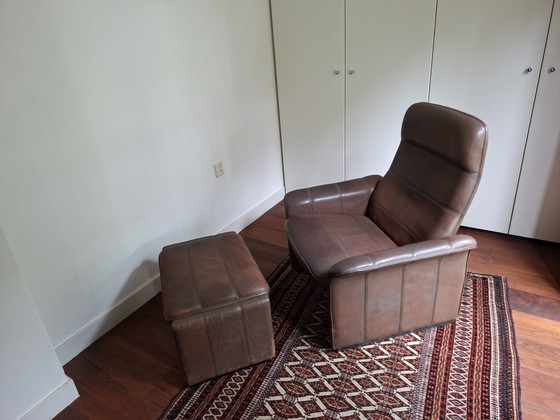 Image 1 of Original De Sede DS-50 Design-Sessel mit Fußhocker, braunes Nackenleder.