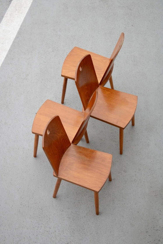 Set di quattro sedie compatte in compensato — anni '60 – Sedie da pranzo, Wood (photo 5 of 14)