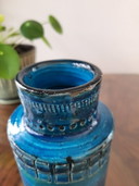 Vaso Bitossi, ceramica smaltata, decoro Riminini, Aldo Londi, anni '60 in Italia
